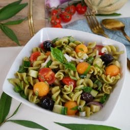 salade de pâtes : melon, courgette & basilic